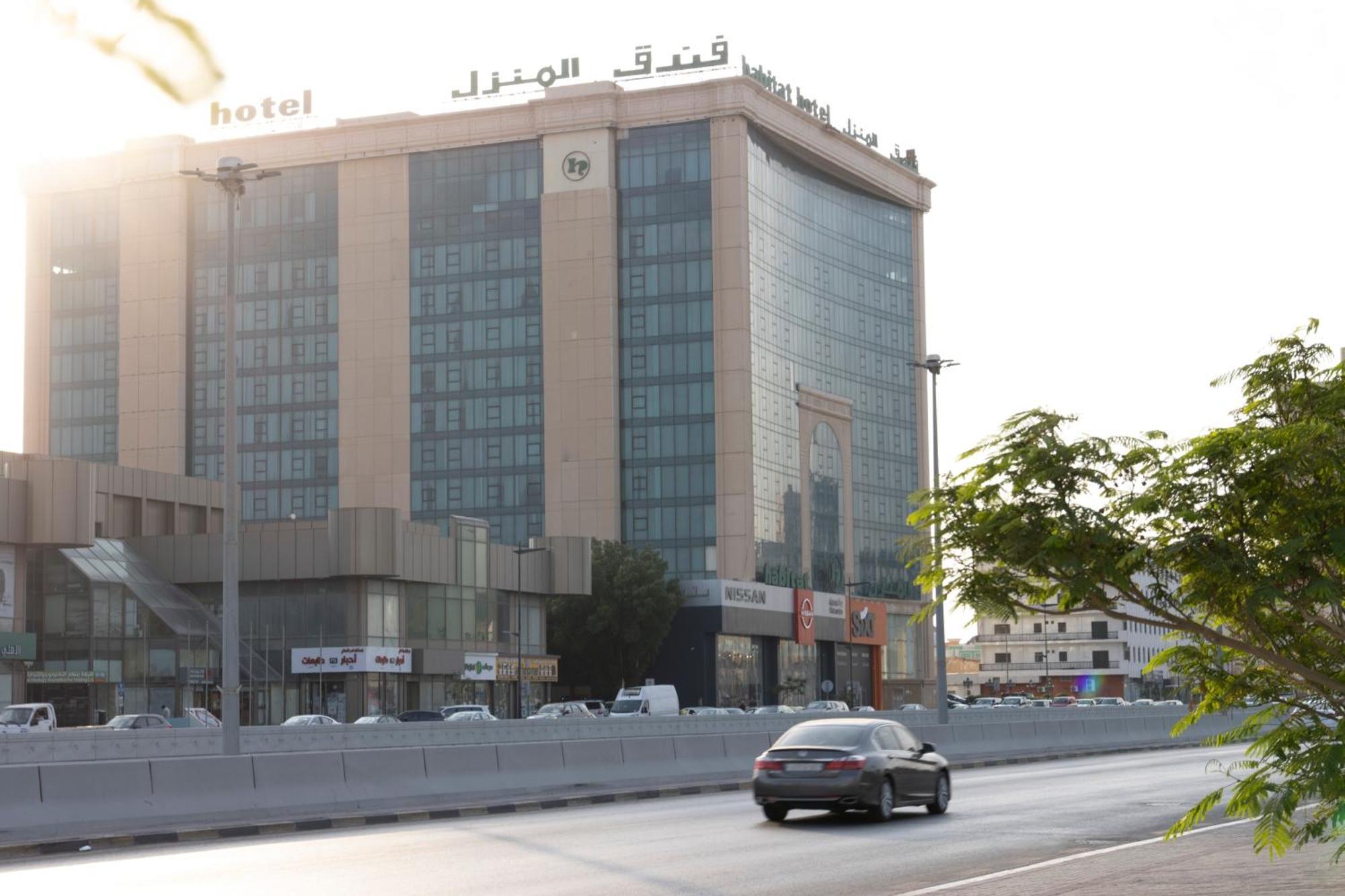 Habitat All Suites, Al Khobar Esterno foto The hotel in 2012